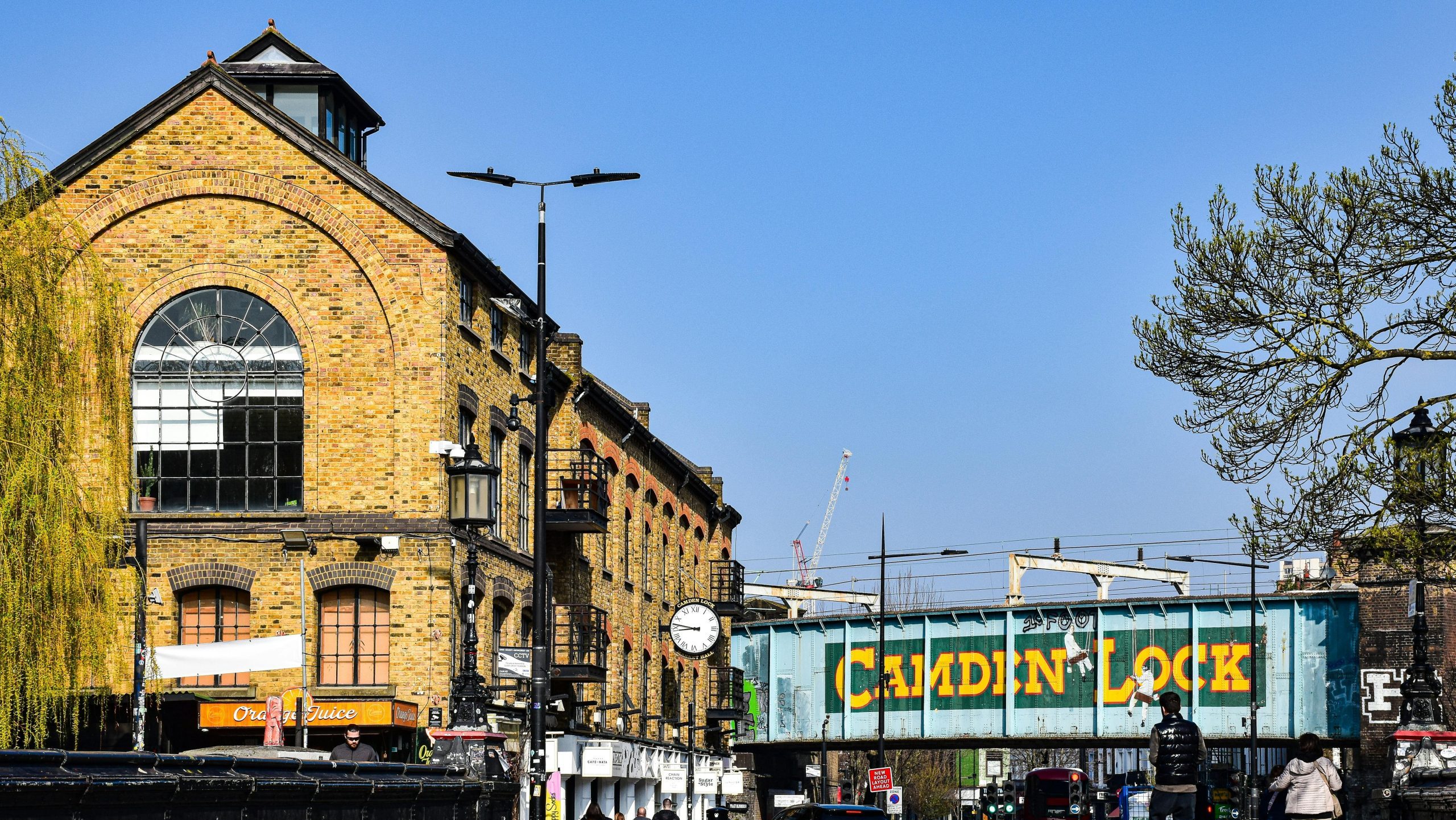 Vue du pont Camden Lock du quartier de Camden Town à Londres