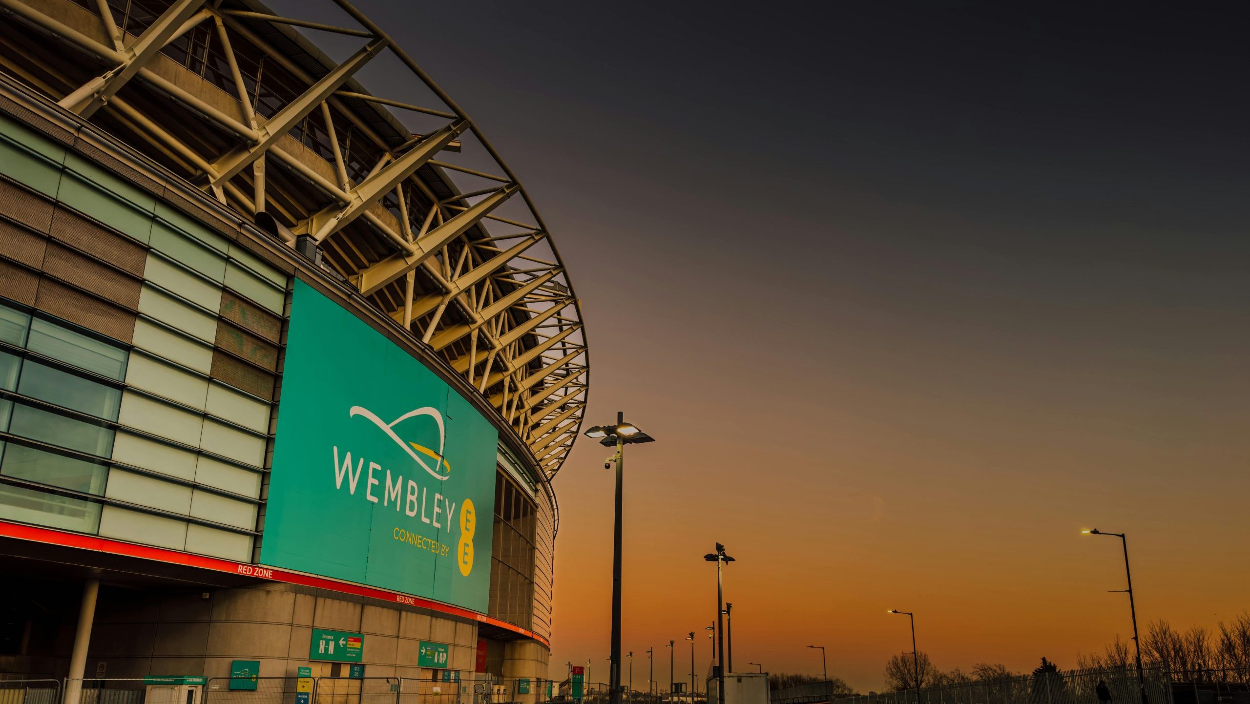 Stade de Wembley à la tombée de la nuit